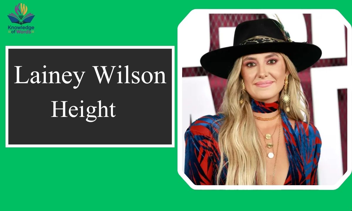 How Tall Is Lainey Wilson?